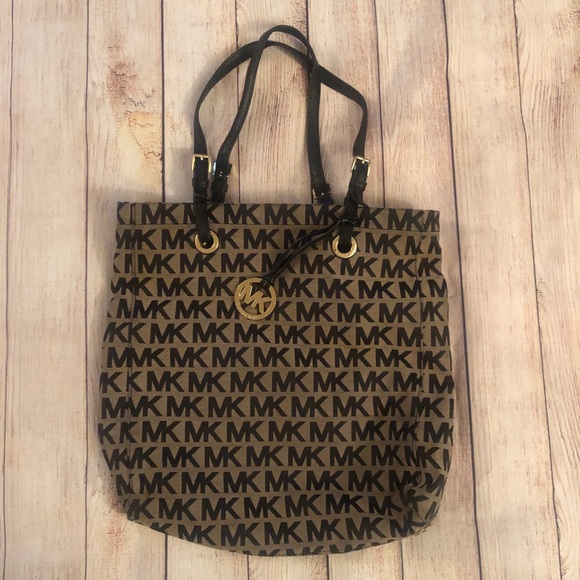 Michael Kors Signature Jacquard North South Tote - Picture 3 of 8
